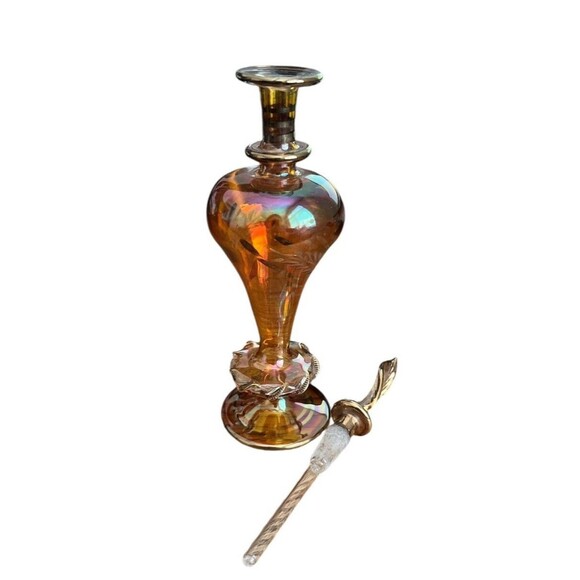 Amber Iridescent Perfume Bottle Gold Tone Trim Etched Flowers Delicate Dauber - Picture 4 of 6